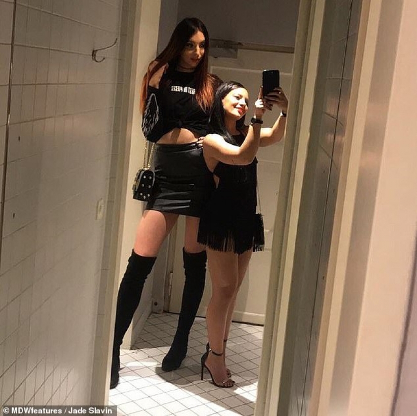 High feelings: it is difficult for a 2-meter athlete to find a soul mate because of her height