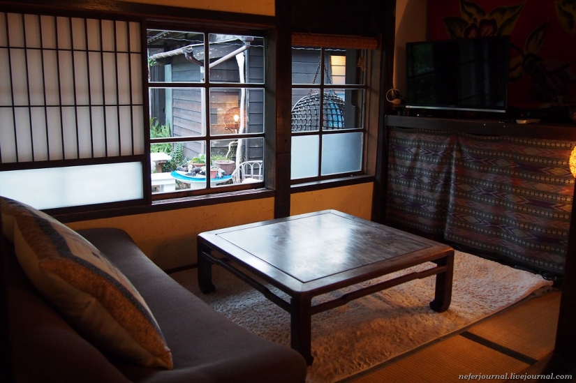 How a traditional Japanese house works