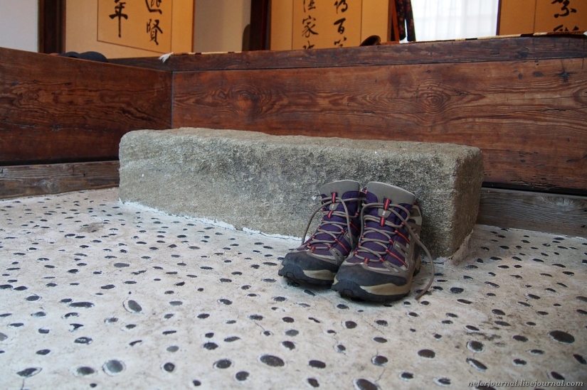 How a traditional Japanese house works