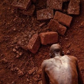 How brick is mined in Karaba, Burkina Faso