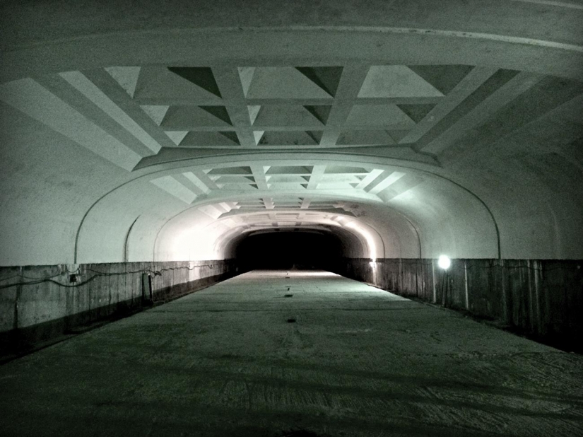 How do the residents of Omsk use their only metro station? How do the residents of Omsk use their only metro station?