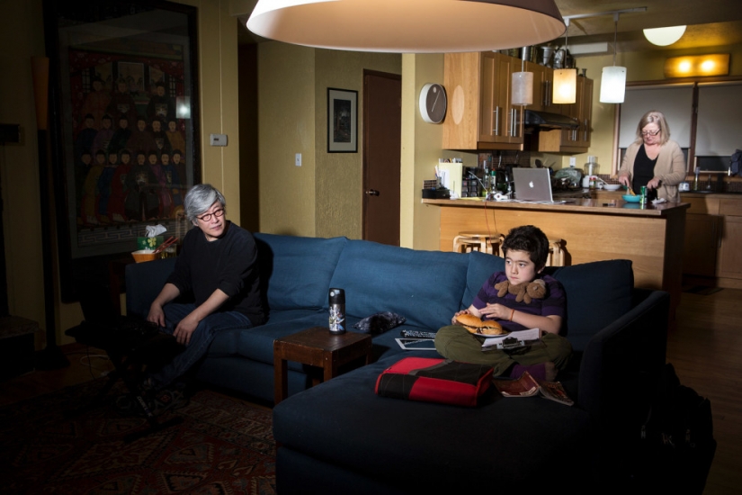 How is the dinner, the families of ordinary Americans