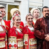 How is the "new Russian" Steven Seagal doing in Russia: an actor, a Buddhist saint, and a thunderstorm of chickens