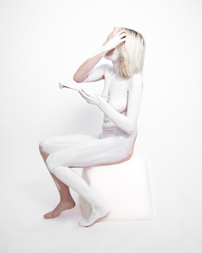 How it's done: Photographer sneers at silly instructions