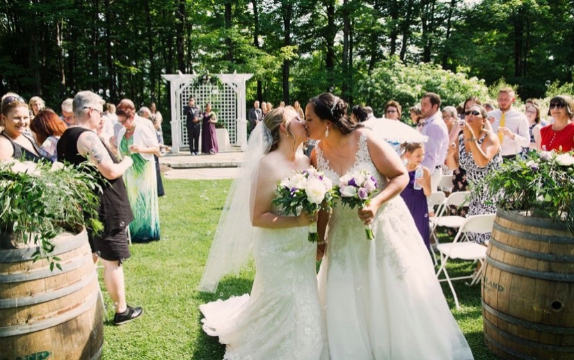 How lesbian spouses simultaneously became pregnant and gave birth to " twins» How lesbian spouses simultaneously became pregnant and gave birth to " twins»