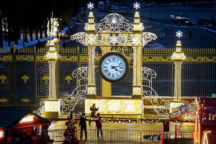 How Moscow was decorated for the New Year 2022