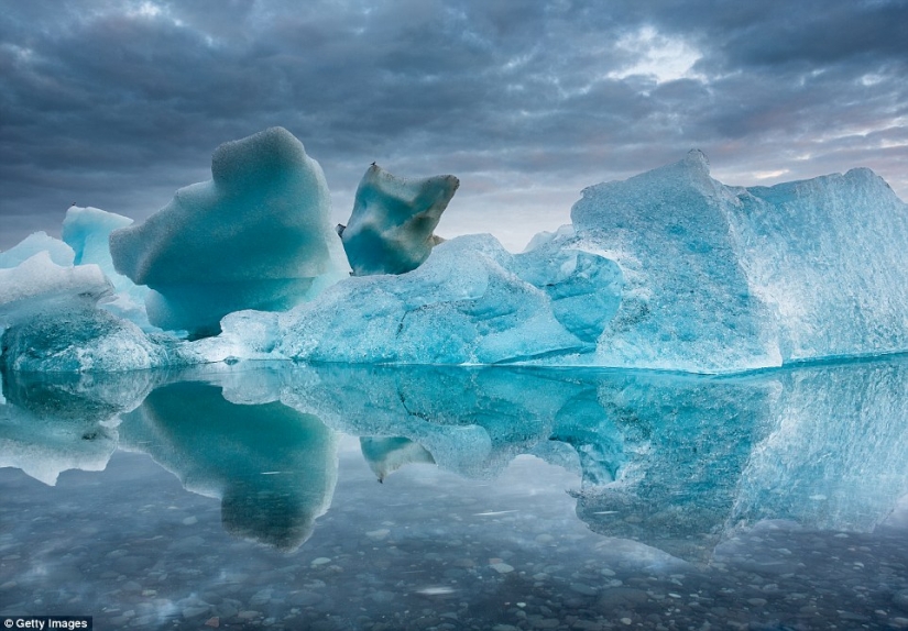 How to look like the most ancient in the world of icebergs