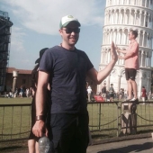 How to troll tourists at the Leaning Tower of Pisa