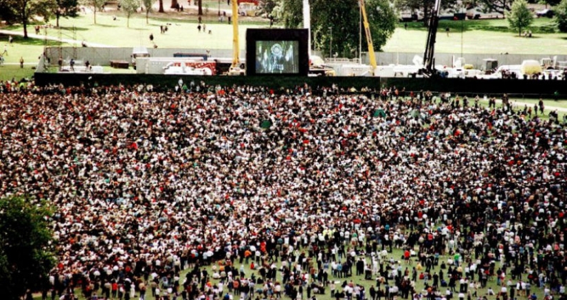 How were the most expensive and magnificent funerals of famous people in history