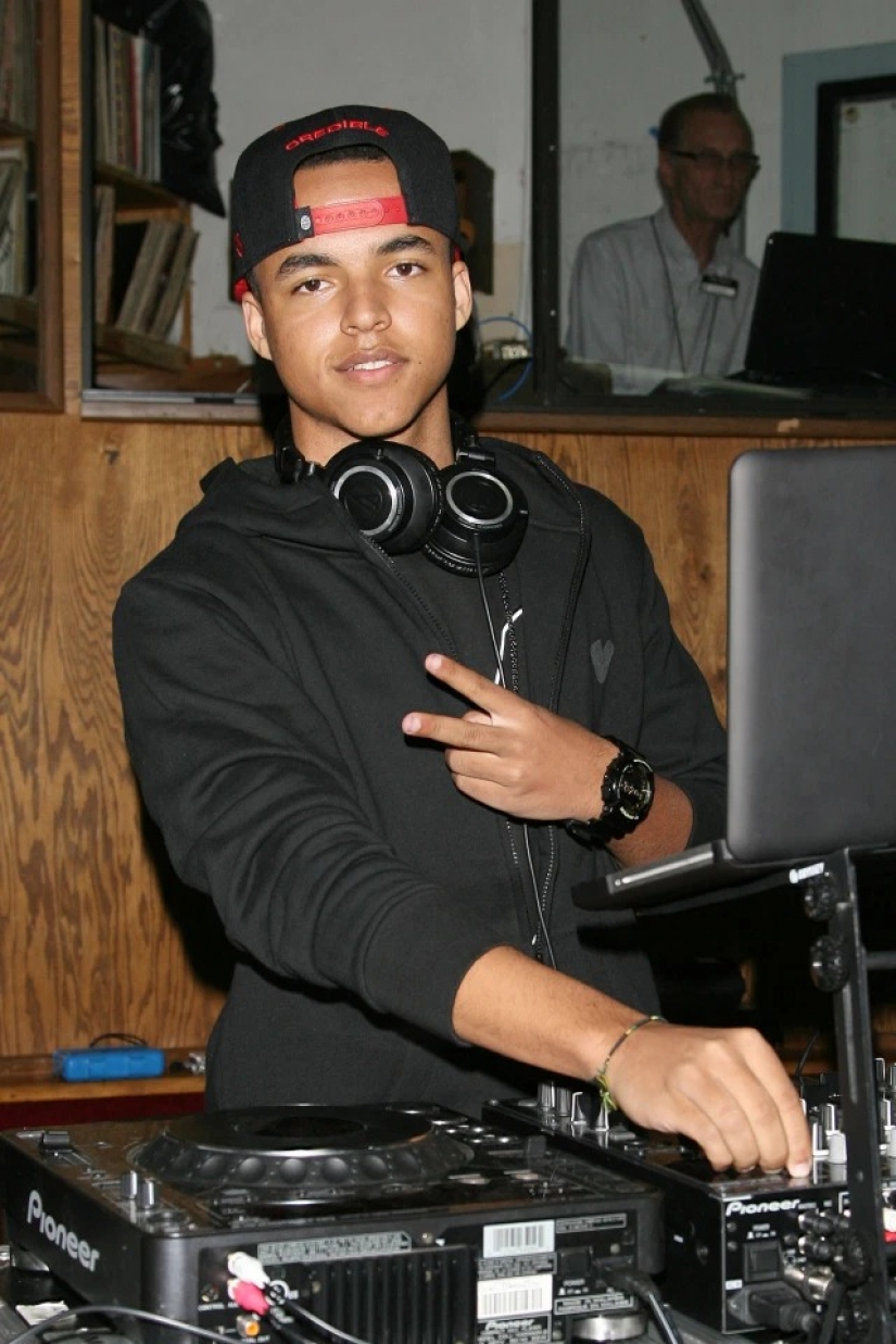 Huele a pescado: el hijo de Tom cruise y Nicole Kidman, la preparación de la carne en la parrilla y comparte recetas en Instagram