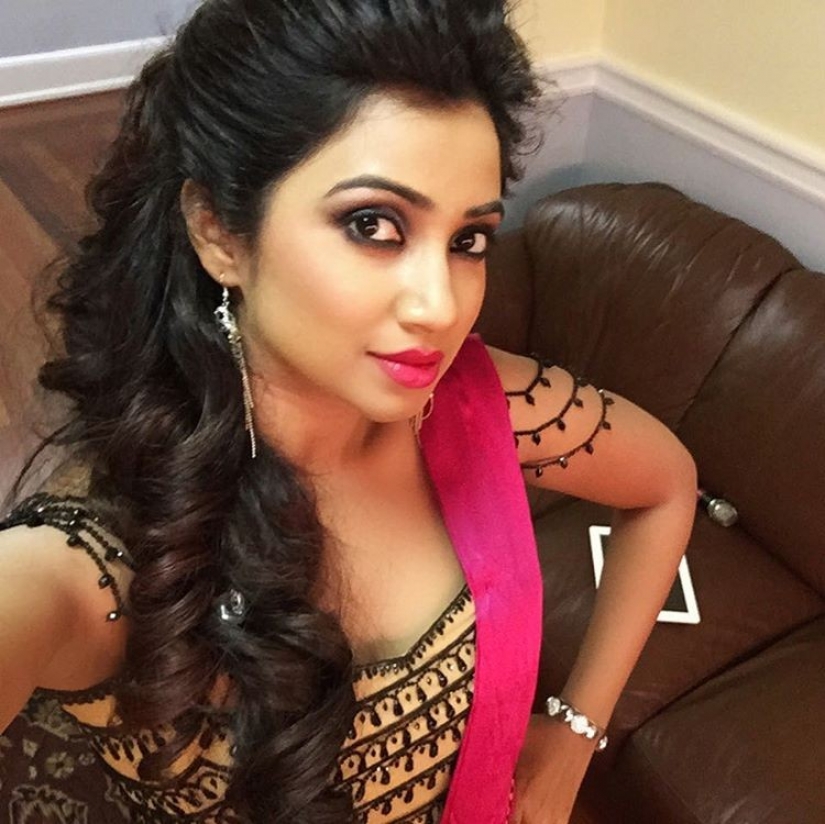 "I asked friends from different countries to send a photo of the most beautiful girl" "I asked friends from different countries to send a photo of the most beautiful girl"