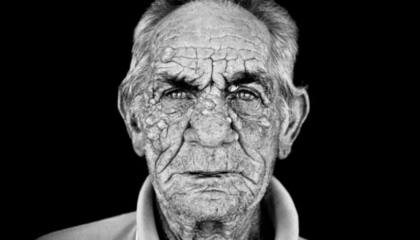 "If I can't see the sea, I do not live": the sea wolves from the island of Paros "If I can't see the sea, I do not live": the sea wolves from the island of Paros