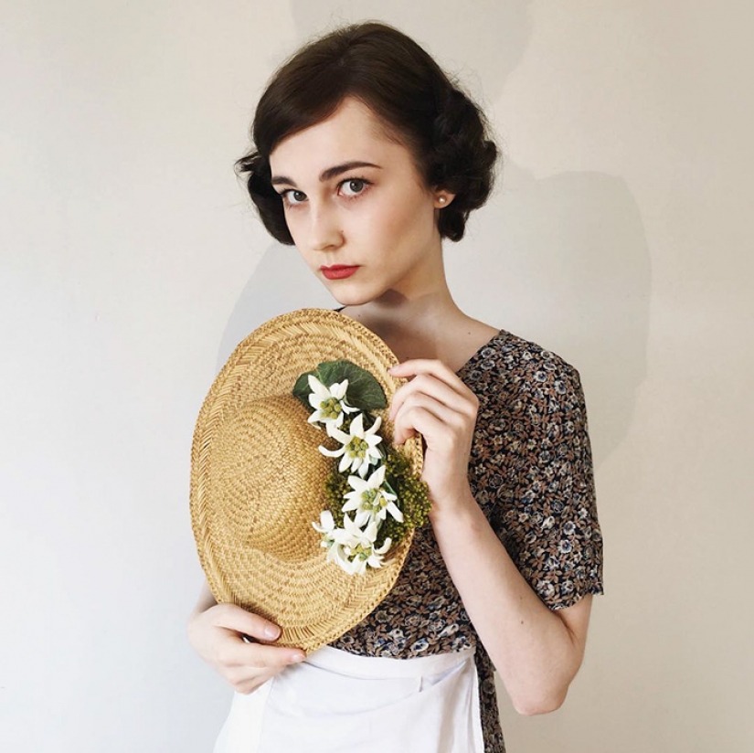 Imágenes de girl recreates vintage