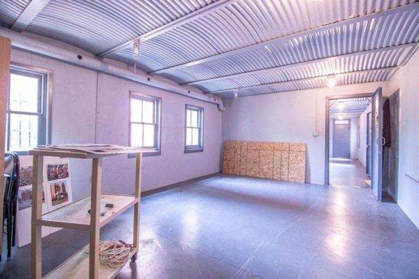 In the USA, a house with an ominous surprise in the basement was put up for sale