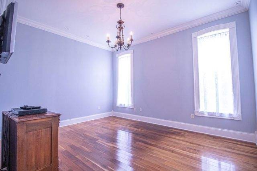 In the USA, a house with an ominous surprise in the basement was put up for sale