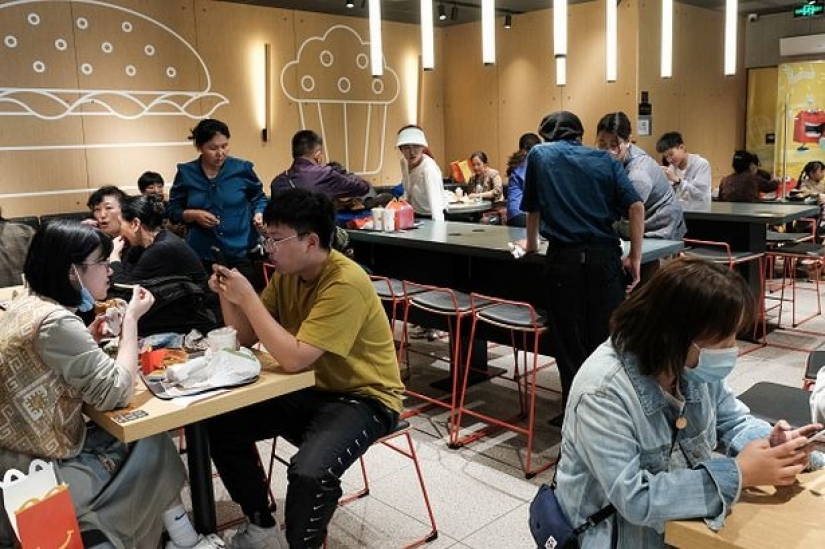 In Tibet, a McDonald's was opened at an altitude of 3700 m above sea level In Tibet, a McDonald's was opened at an altitude of 3700 m above sea level