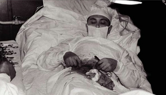 Incredible fortitude and courage: how a Russian doctor operated on himself Incredible fortitude and courage: how a Russian doctor operated on himself