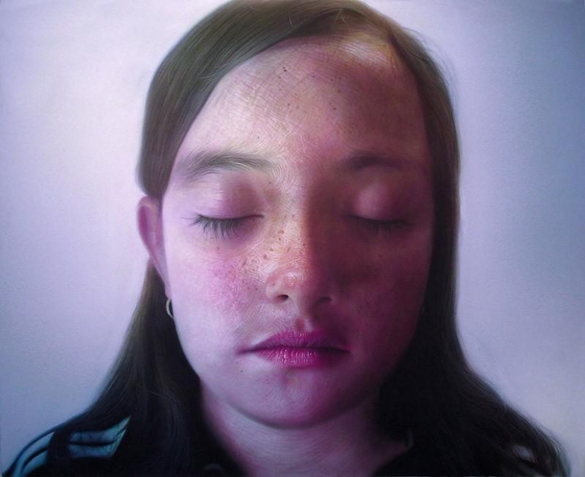 Incredibly realistic pictures, similar to photos