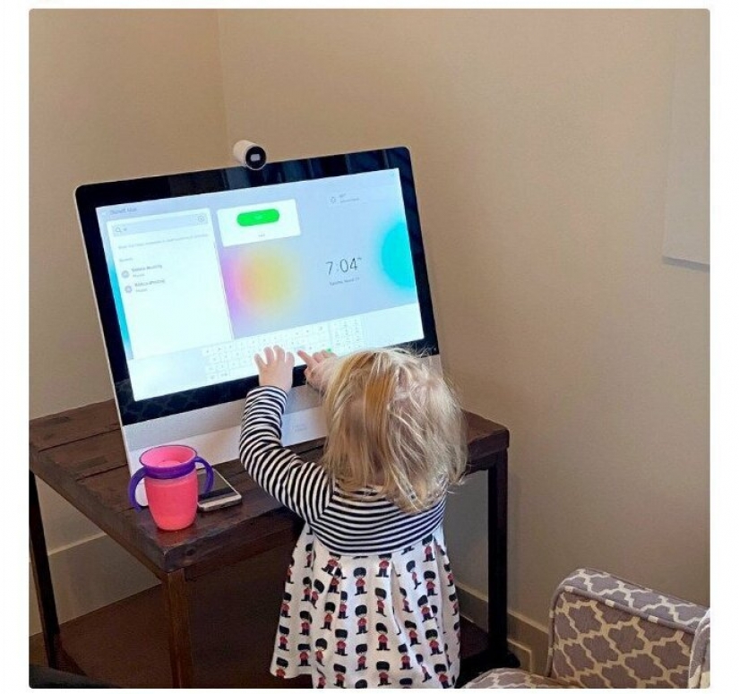 Is difficult: 19 ridiculous and absurd cases, online meetings during the quarantine