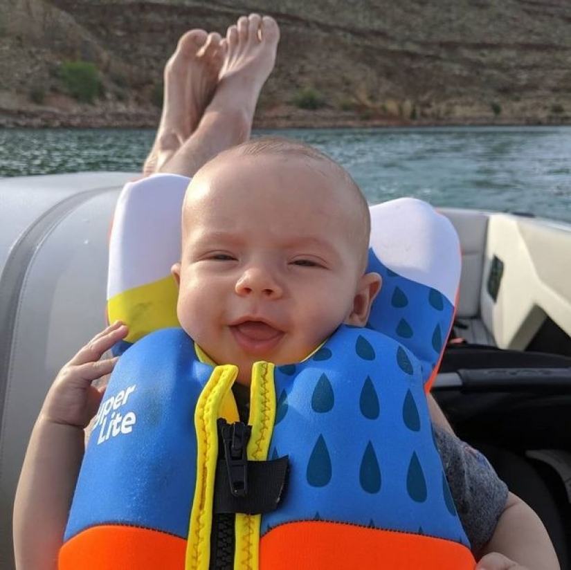 Is this child abuse? What are the parents accused of, who put the baby on water skiing