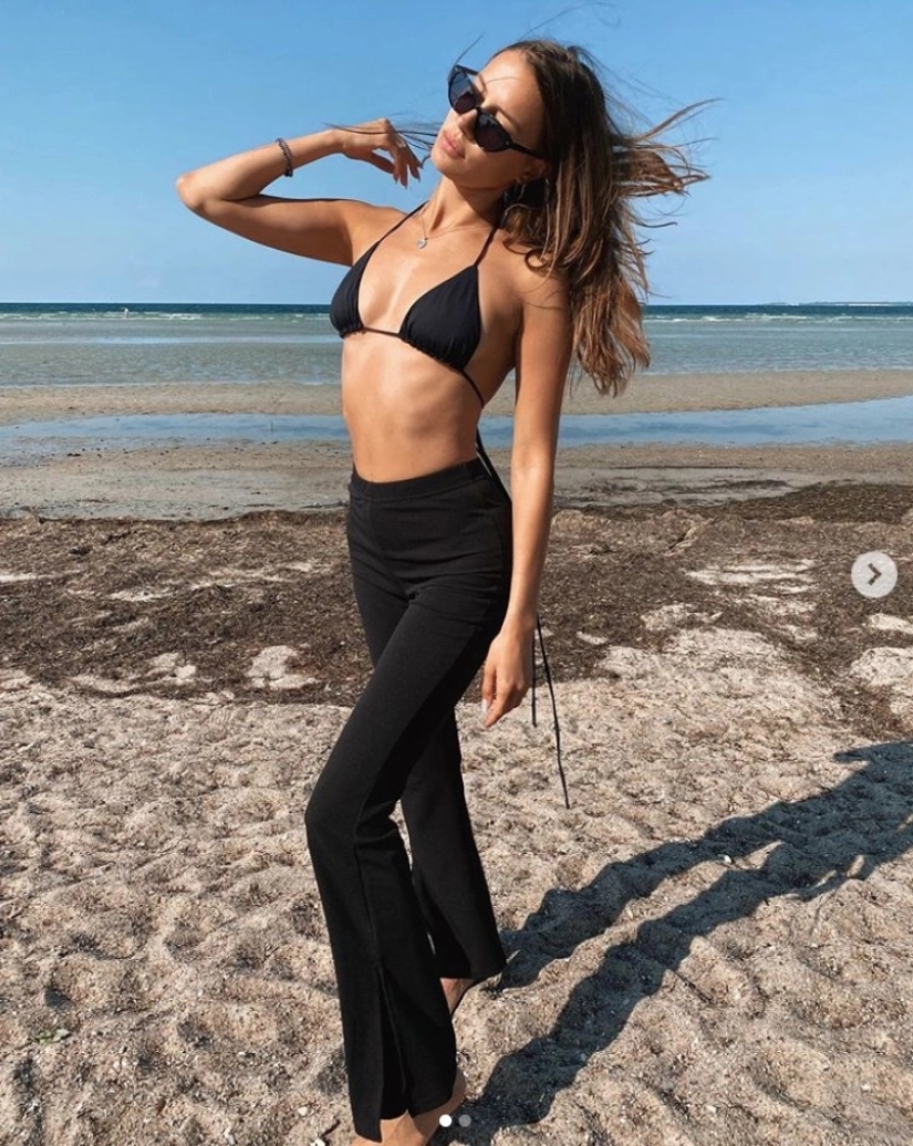 Is this love? Brad Pitt brought a new passion to the French estate, similar to the young Jolie