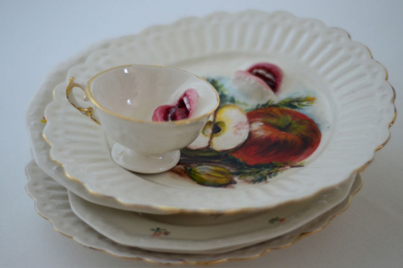 Israeli sculptor creates ceramic dishes that can run away from you