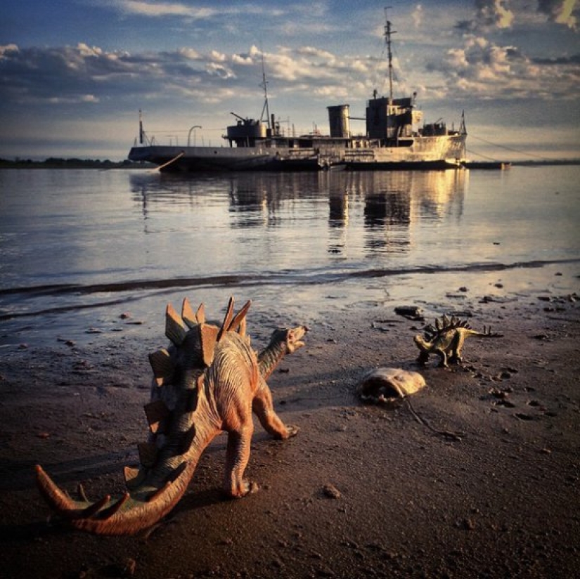 It seems that dinosaurs still roam the earth