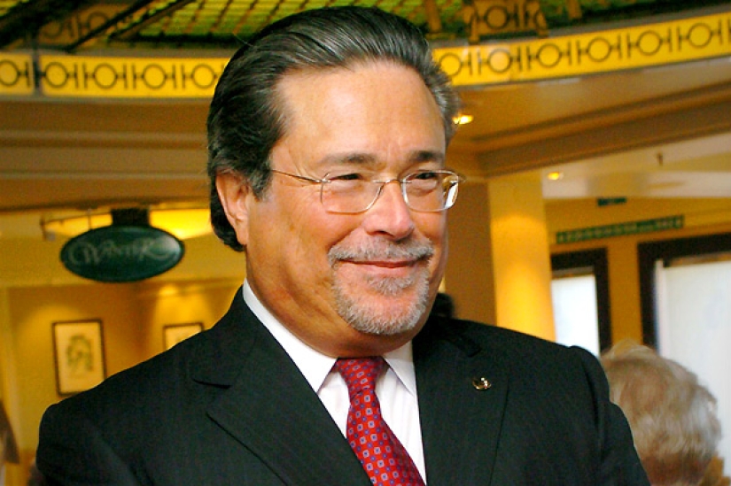 It's good at home, but it's better in America: The 10 richest immigrants in the United States It's good at home, but it's better in America: The 10 richest immigrants in the United States