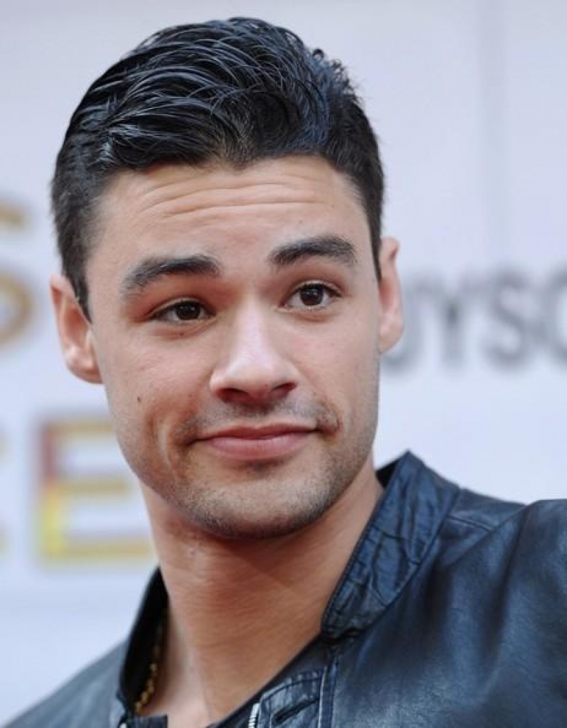 Jean-Claude Van Damme and Gladys Portugese: Through the thorns to happiness