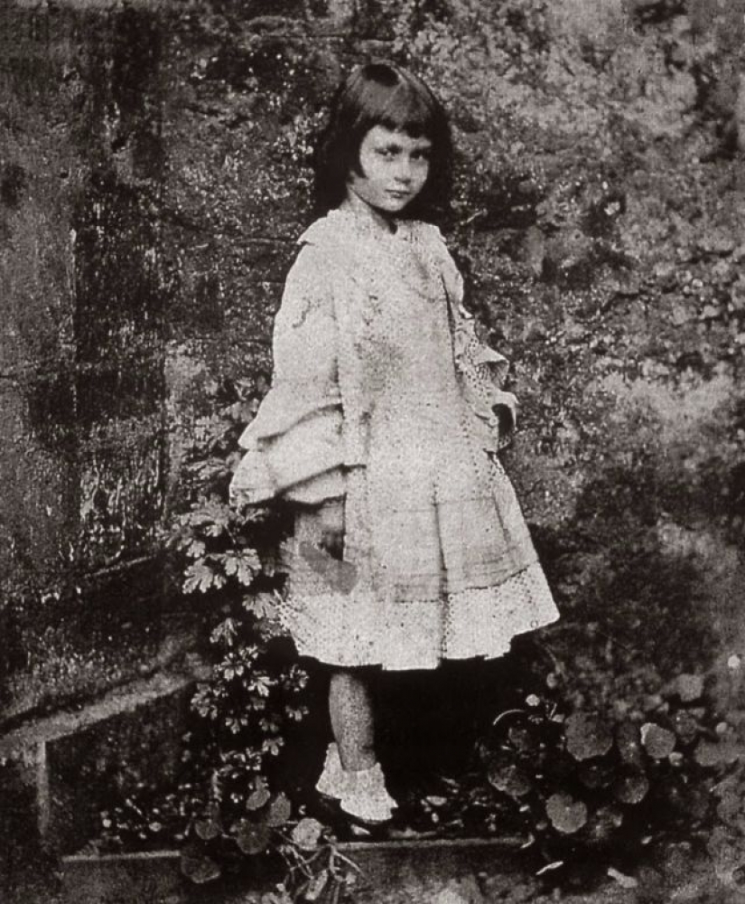 Joven Alice: retratos de niños de Lewis Carroll