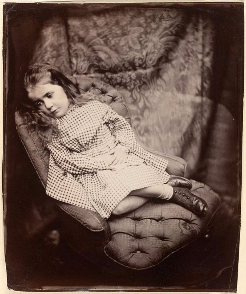 Joven Alice: retratos de niños de Lewis Carroll