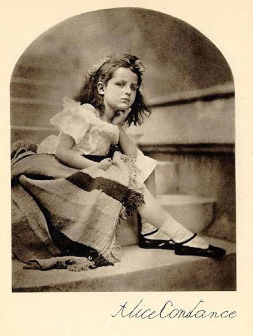Joven Alice: retratos de niños de Lewis Carroll