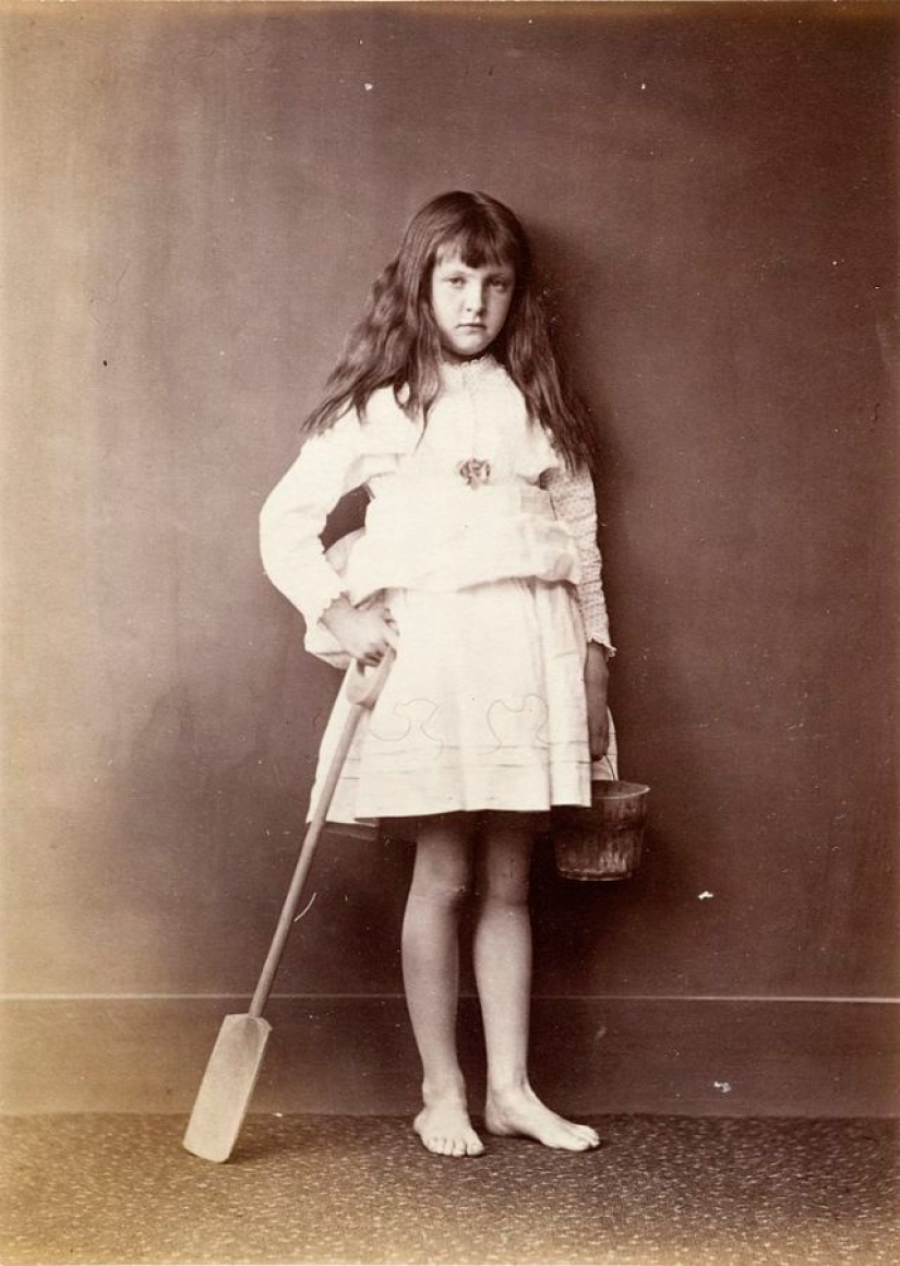 Joven Alice: retratos de niños de Lewis Carroll