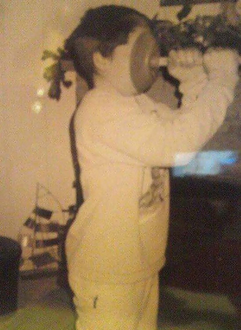 Kids are masters of doing weird stuff Kids are masters of doing weird stuff