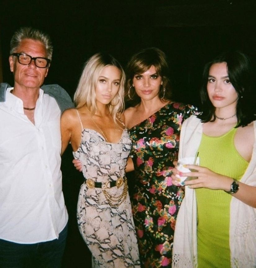 La belleza cuadrado: la sorprendente similitud de las hermanas de la caridad, hermanas de Hamlin