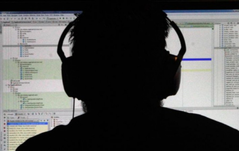 "La cubierta de la cámara del teléfono!": experto en seguridad de TI, me dijo cómo nos miran los servicios secretos