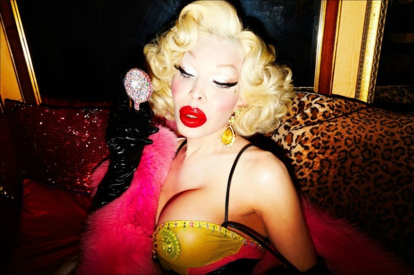 La historia de vida de Amanda Lepore, una transexual con el cuerpo más caro La historia de vida de Amanda Lepore, una transexual con el cuerpo más caro