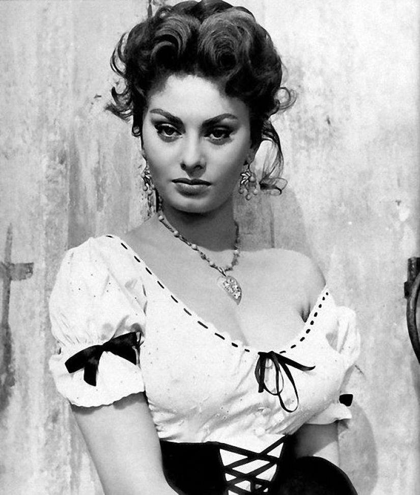 La incomparable Sophia Loren, la mujer italiana más hermosa, cumplió 86 años hoy