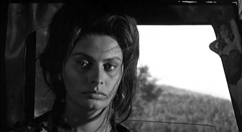 La incomparable Sophia Loren, la mujer italiana más hermosa, cumplió 86 años hoy