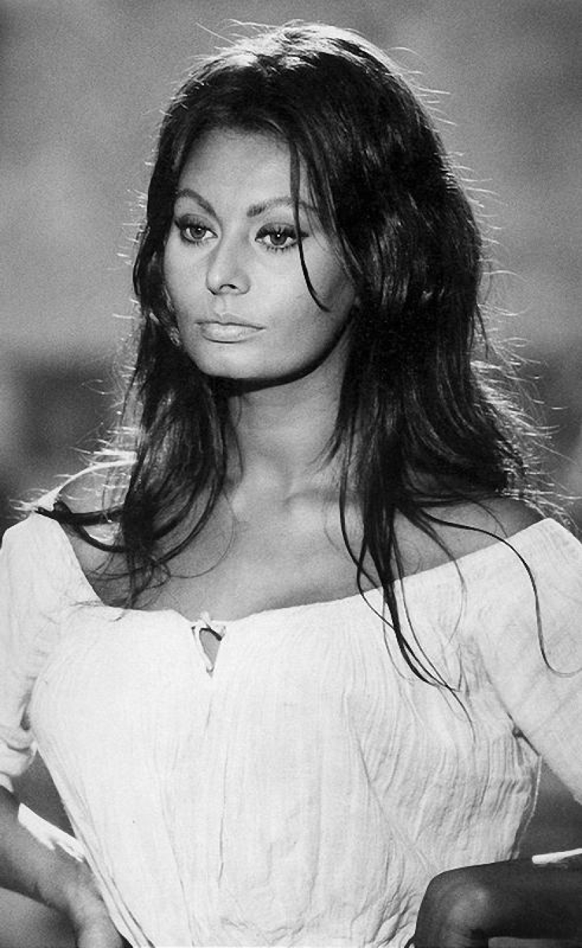 La incomparable Sophia Loren, la mujer italiana más hermosa, cumplió 86 años hoy