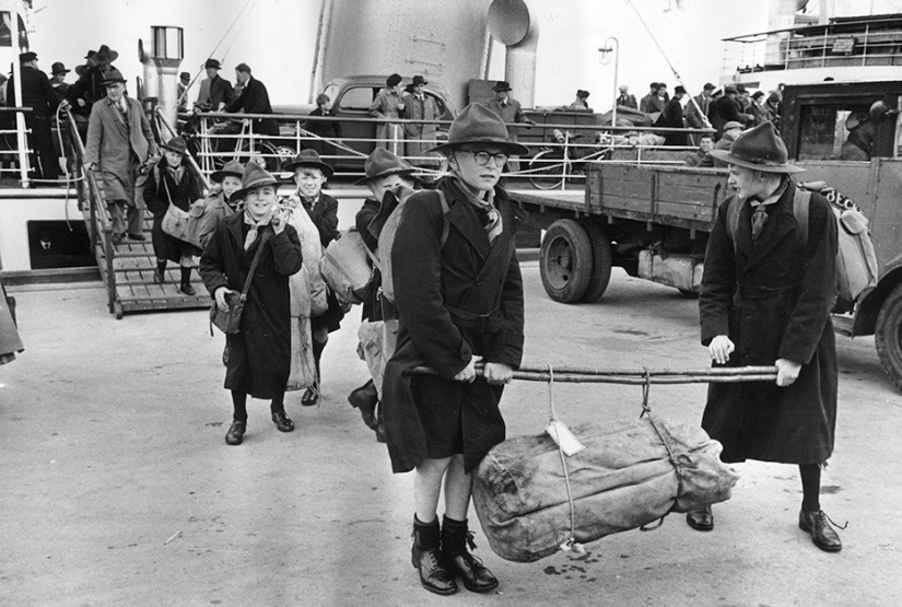 La inglaterra de la posguerra en las fotos de Thurston Hopkins