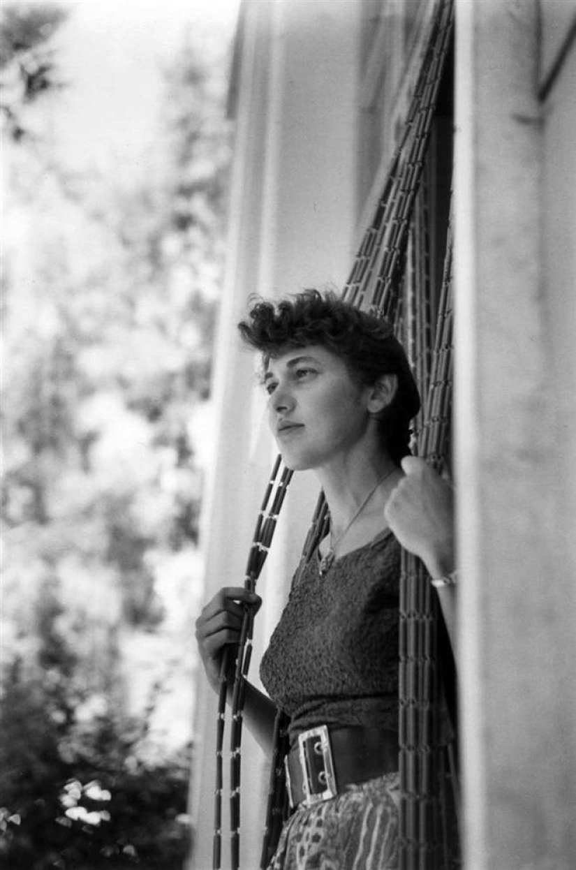 La legendaria serie fotográfica de Ruth Orkin "Una mujer americana en Florencia"