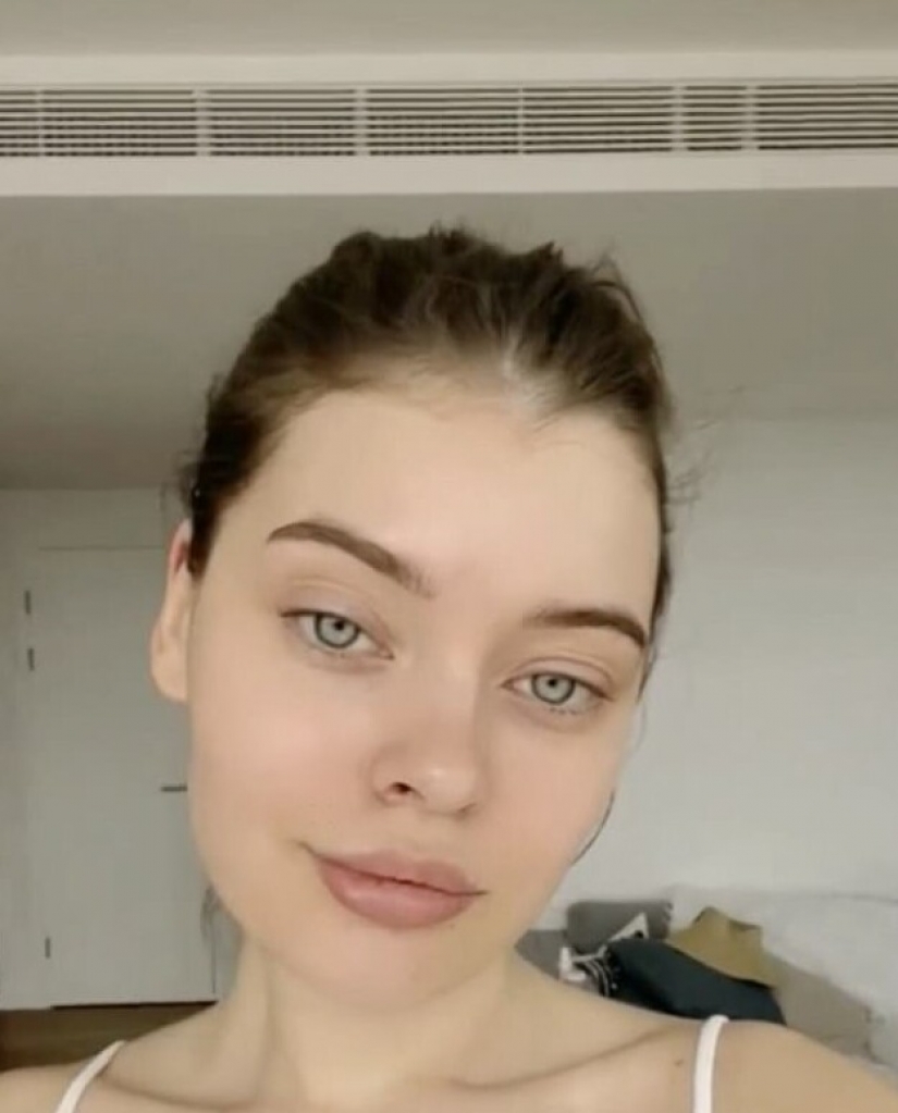 La modelo de Moscú y su madre de 45 años tienen la misma edad