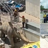 La muerte más ridícula: Alcancé mi teléfono, me quedé atrapado en un dinosaurio