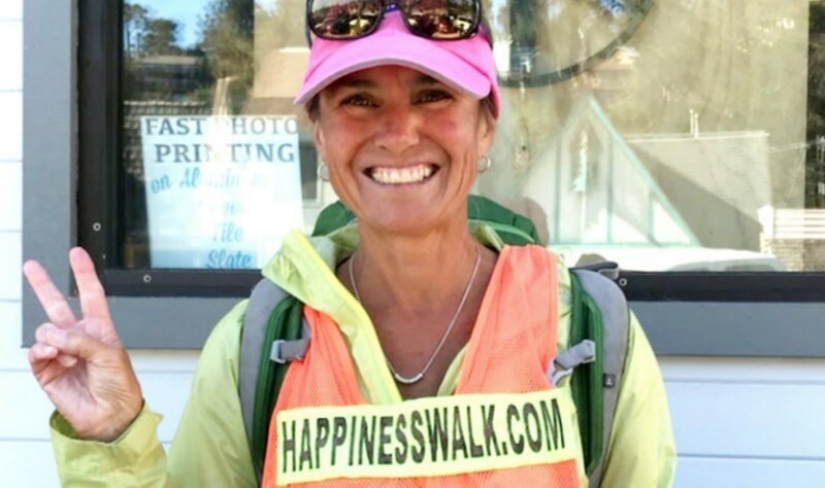 La mujer caminó por medio país, haciendo a todos los transeúntes una pregunta: sus respuestas te sorprenderán