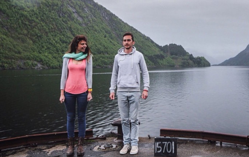 La pareja renunció a sus trabajos y se fue de viaje. Ahora limpia inodoros por dinero