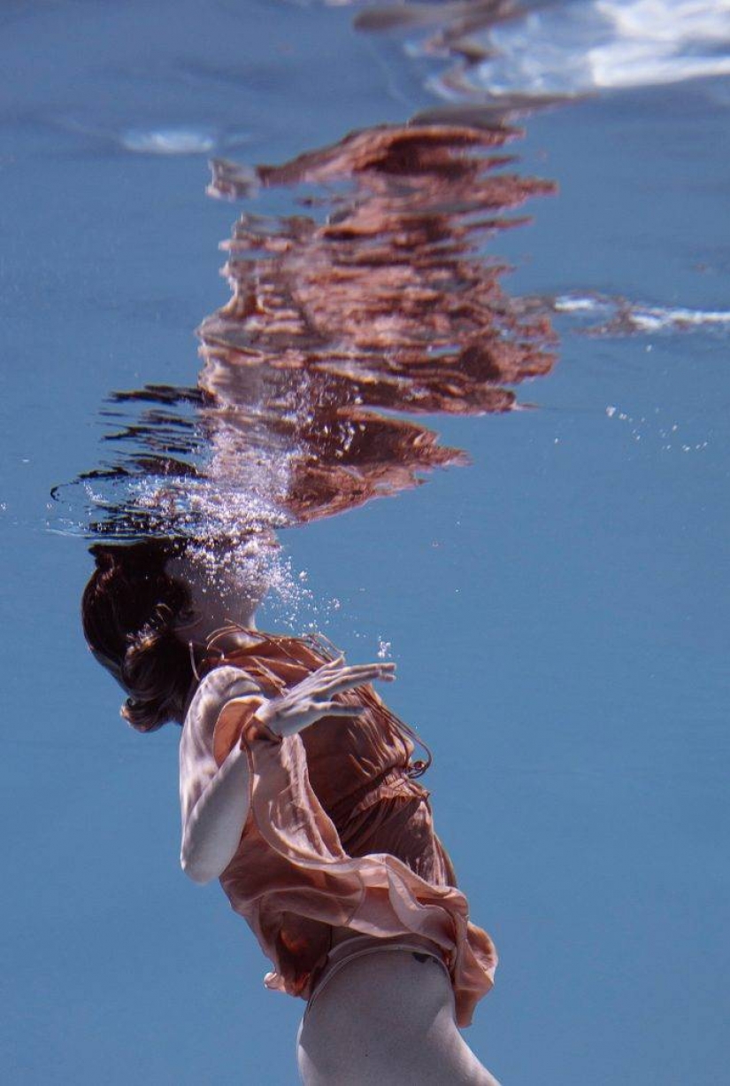 La sensual fotografía submarina de Martha Sirko