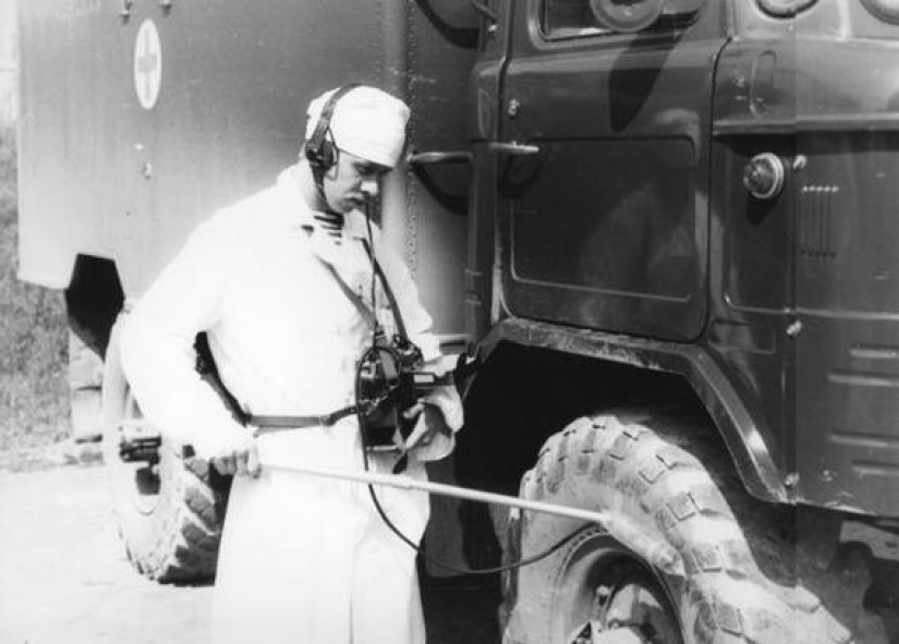 La verdad sobre la hazaña de tres buzos de Chernobyl que salvaron millones