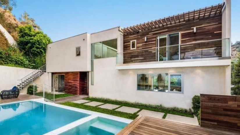 La Viuda Alegre: La esposa del difunto Hugh Hefner está disfrutando de una vida glamurosa y ya ha encontrado un nuevo amor