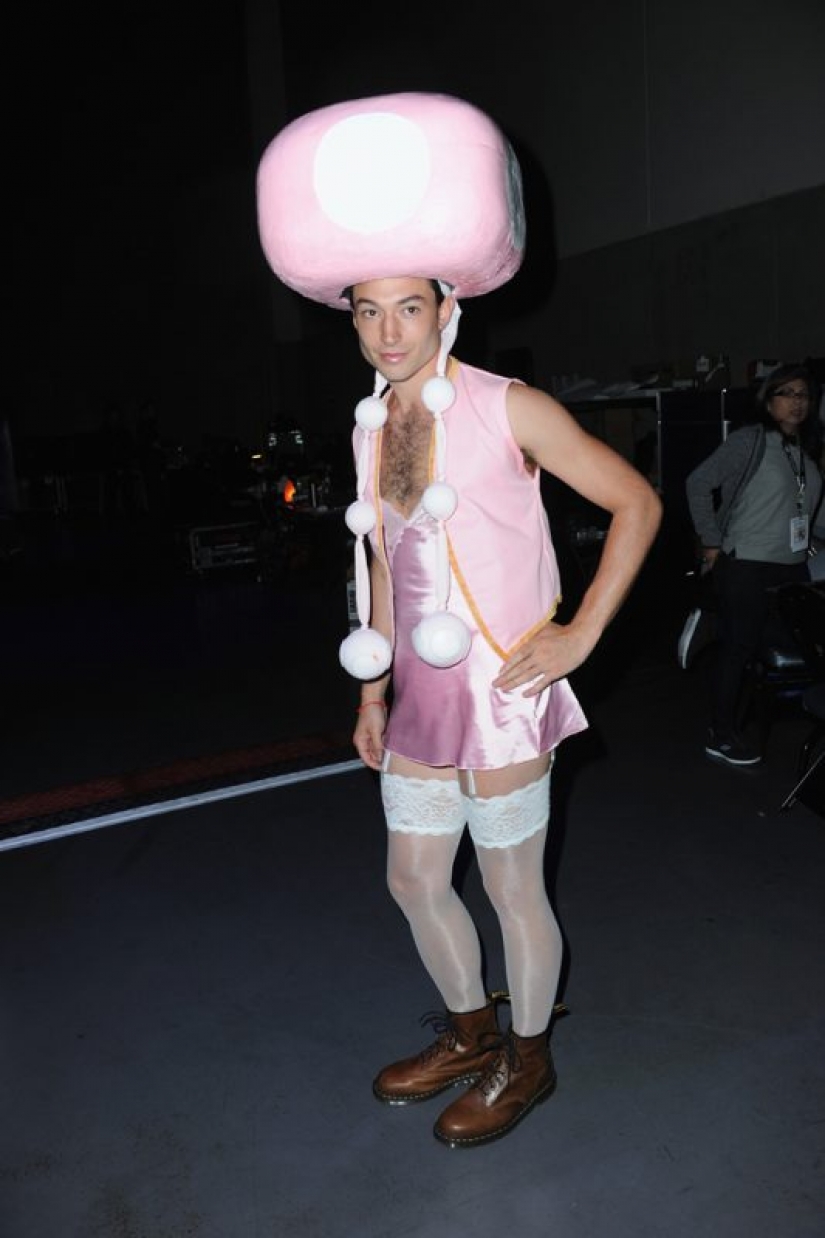 Las Crónicas Marcianas: Monstruos de Hollywood que pueden competir con Zhanna Aguzarova Las Crónicas Marcianas: Monstruos de Hollywood que pueden competir con Zhanna Aguzarova